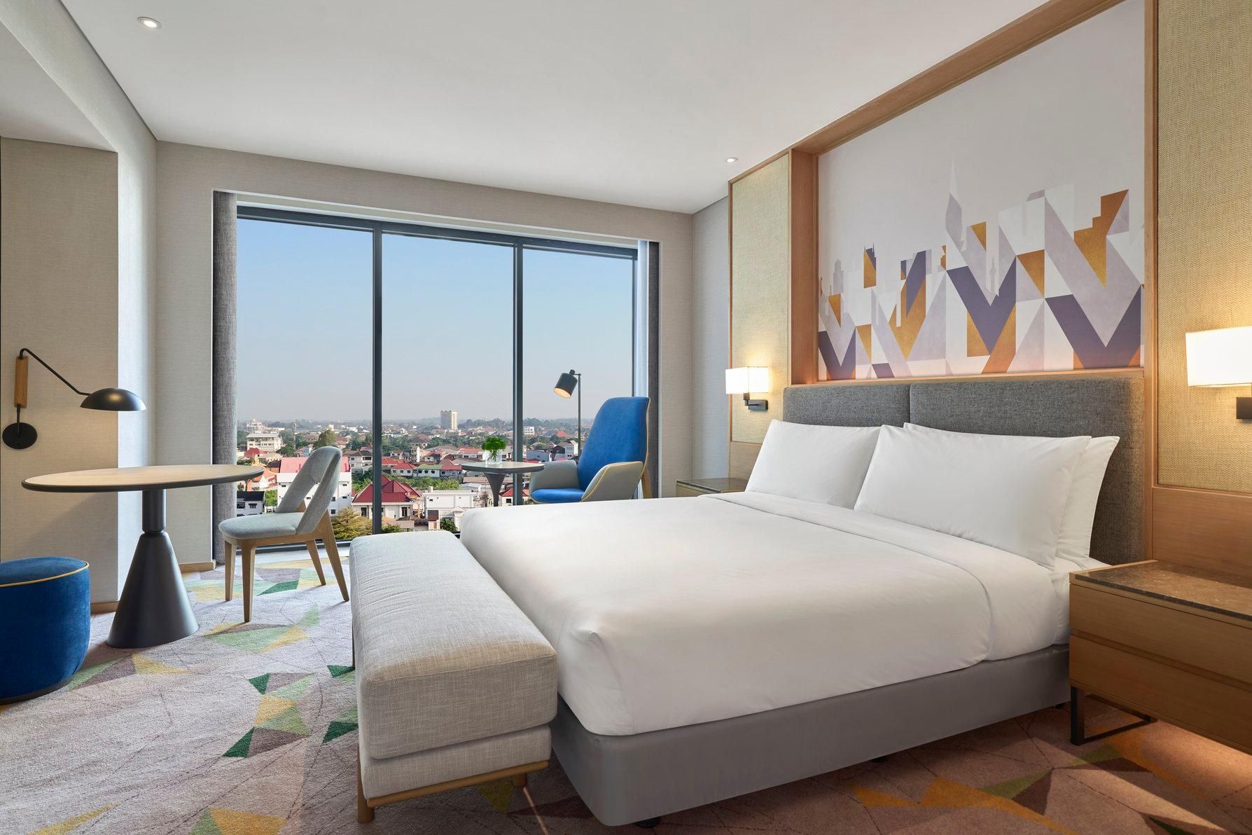 1 King Suite Kitchenette