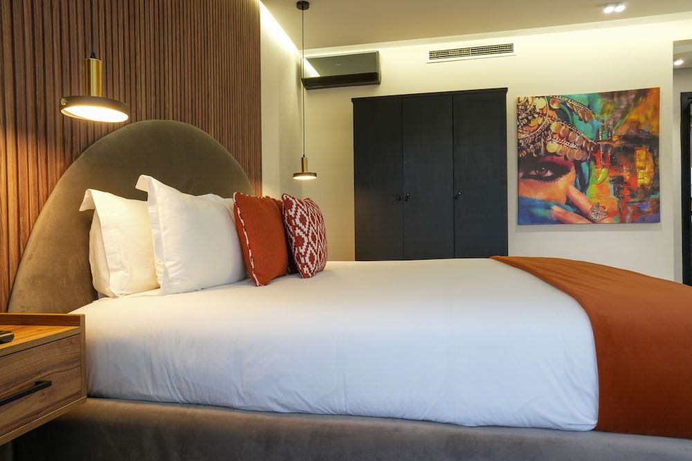 Le M Hôtel Deluxe Suite