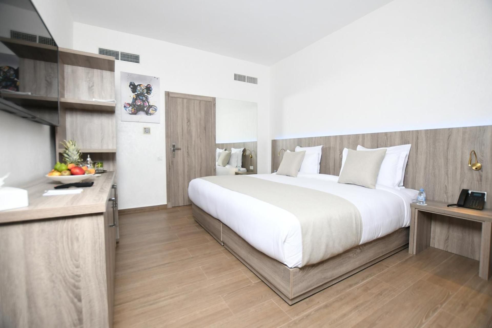 Deluxe Queen Room
