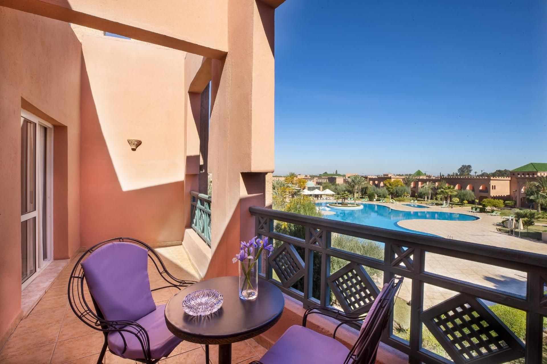 Junior Suite with Pool View