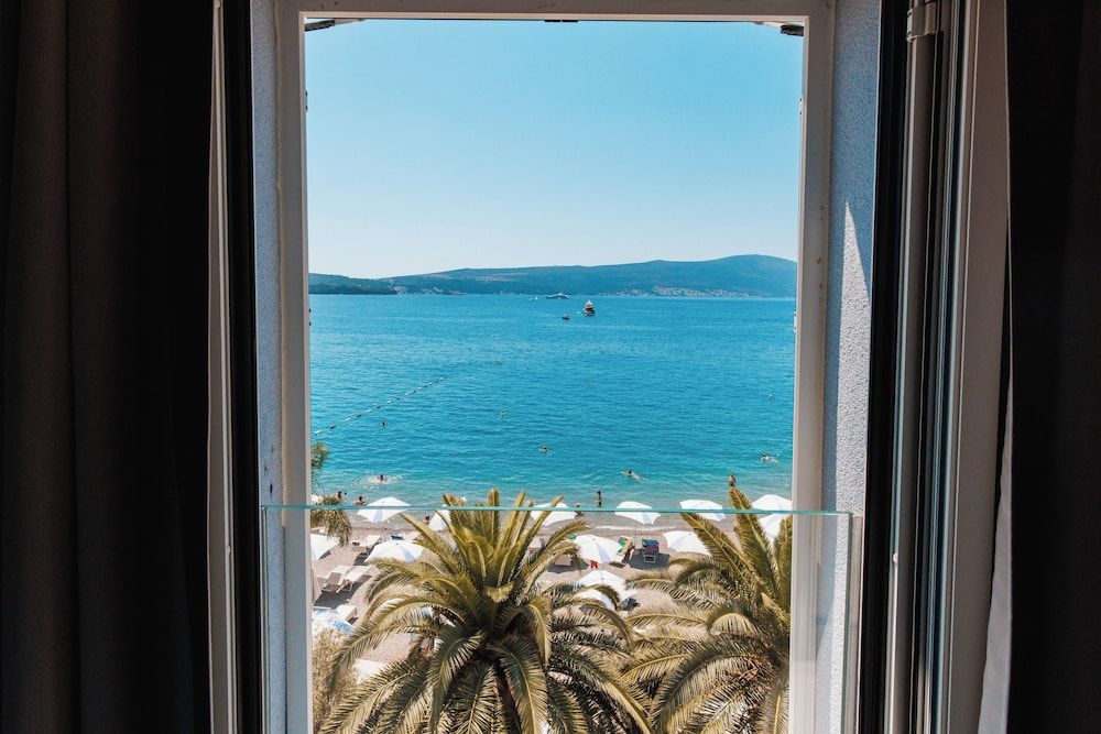 Hotel Palma Standard Double Room with Sea View 4