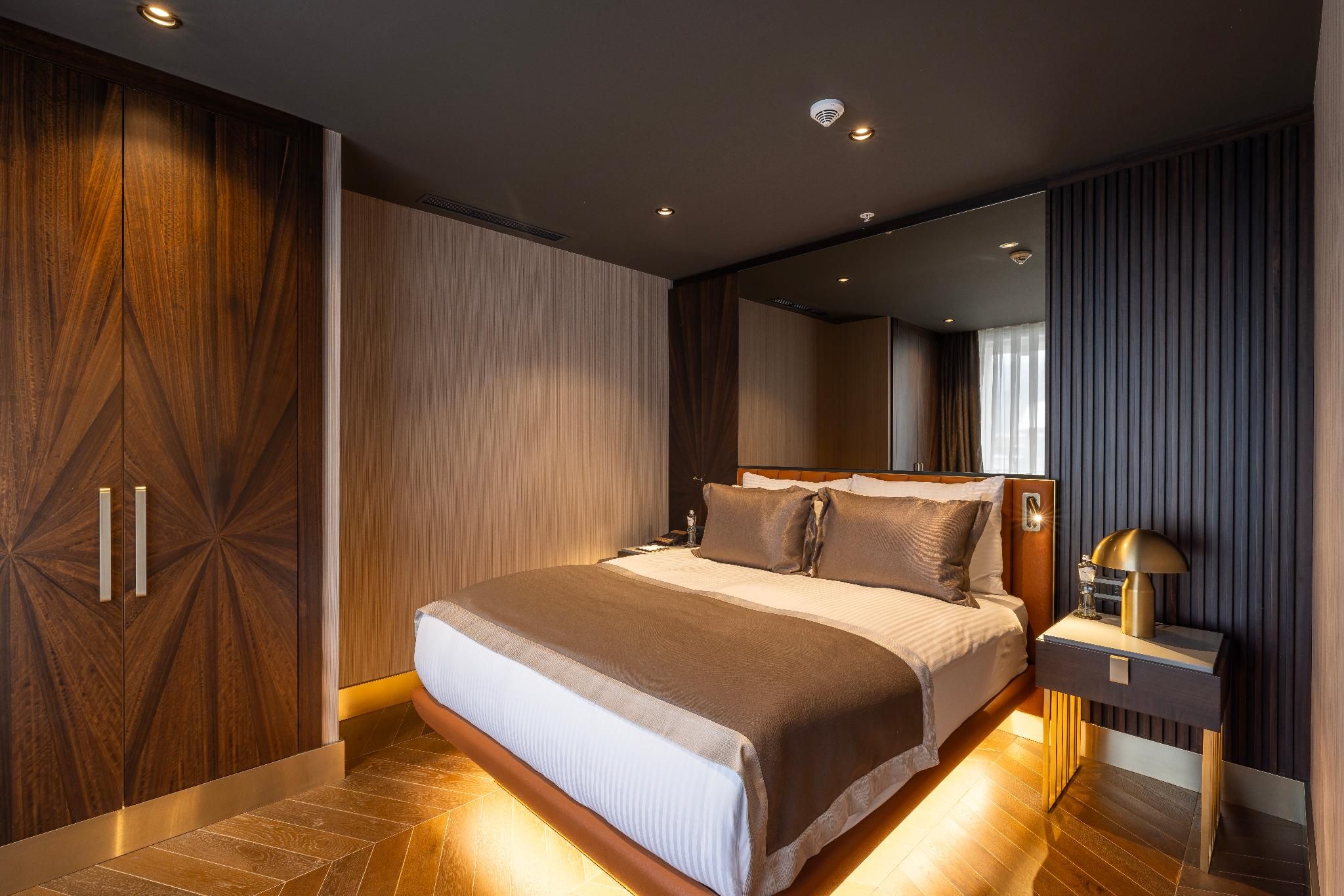 Merit Starlit Hotel & Residences Prestige Suite