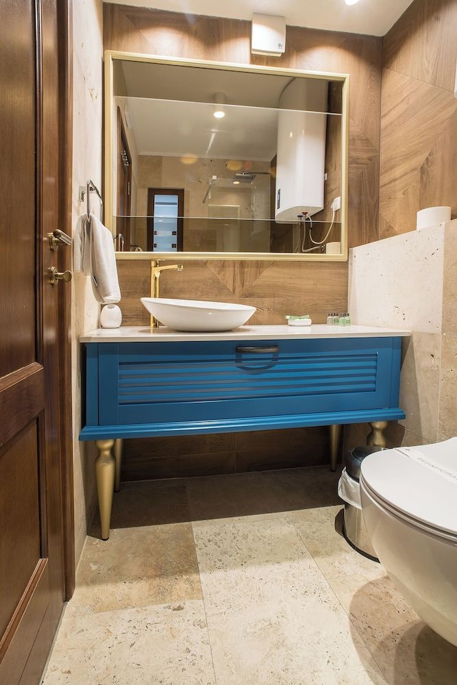 Hotel and Restaurant CONTE Junior suite with a sea view 20