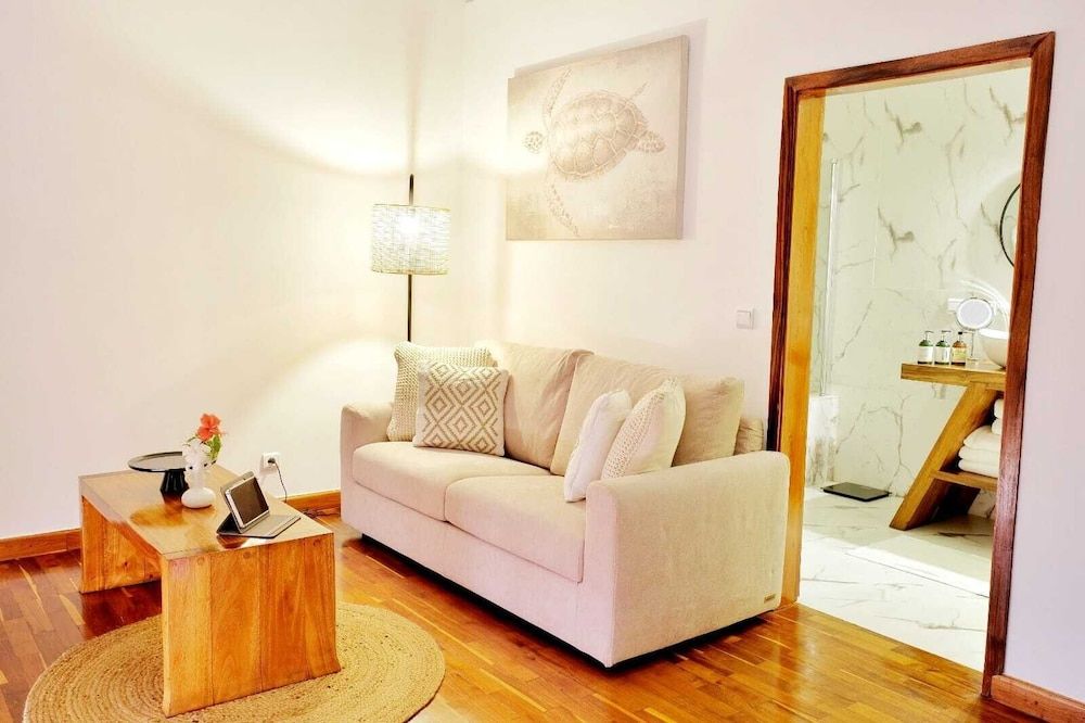 Andriana Resort & Spa Premium Suite 4