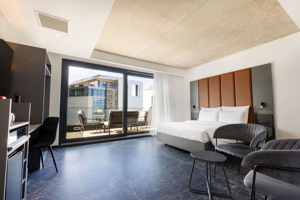 Junior Suite, Terrace, City View