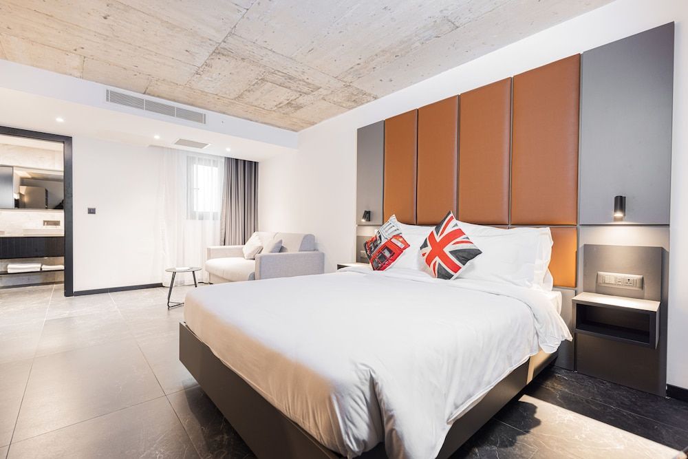 Standard Double Room, 1 Queen Bed (Internal, no balcony)