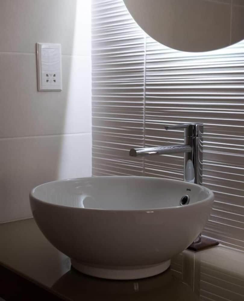 Mulberry Suites Classic Room 4