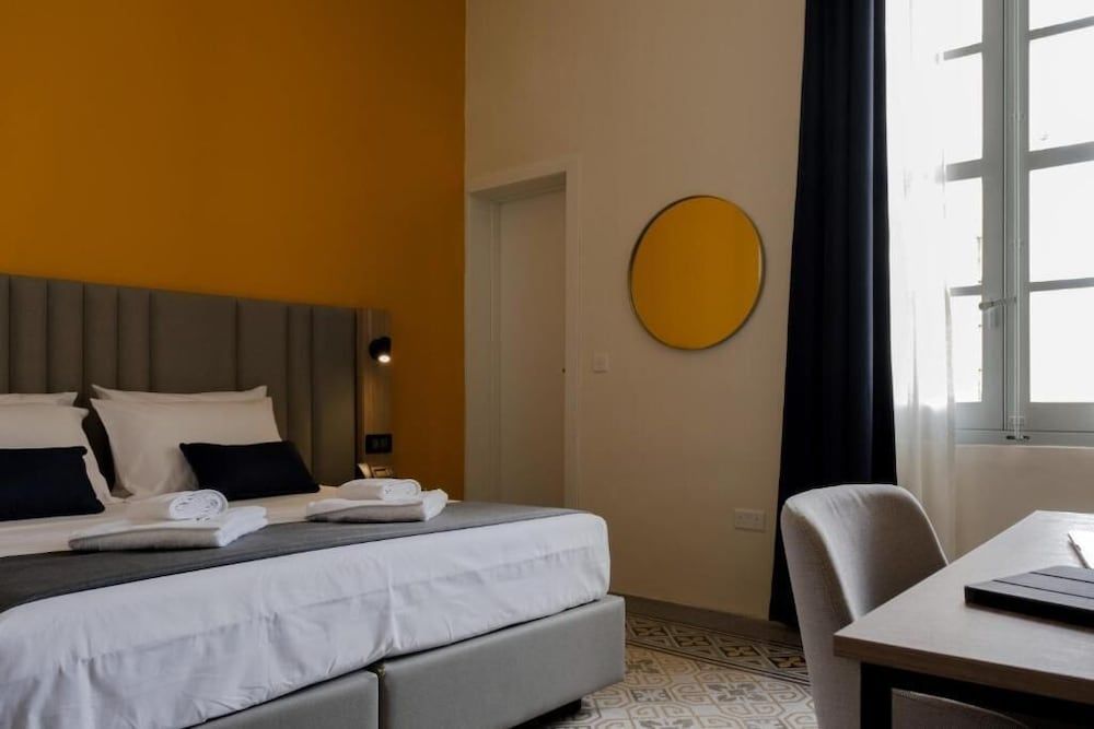 Mulberry Suites Classic Room 2