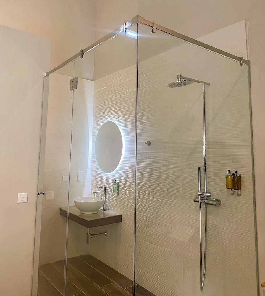 Mulberry Suites Superior Room 3