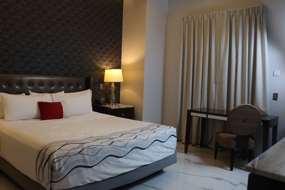 Hotel Wellintown Deluxe Room 2