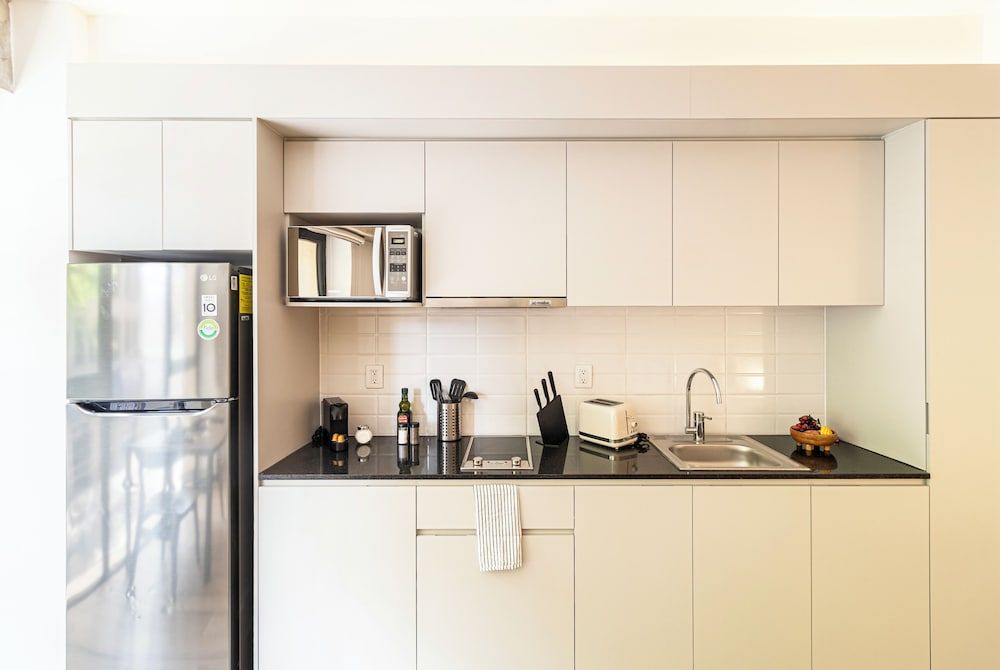 Kukun Reforma Downtown Deluxe Studio Apartment with Queen Bed 5