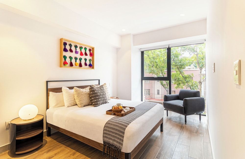 Kukun Reforma Downtown Deluxe Studio Apartment with Queen Bed 3