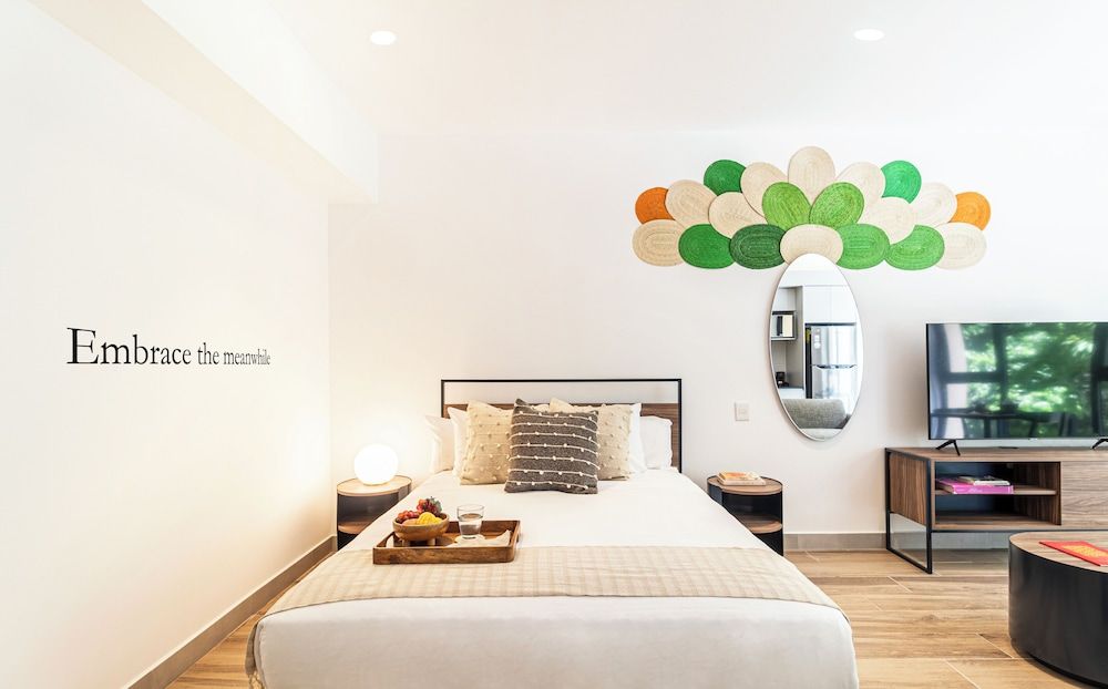 Kukun Reforma Downtown Deluxe Studio Apartment with Queen Bed 2