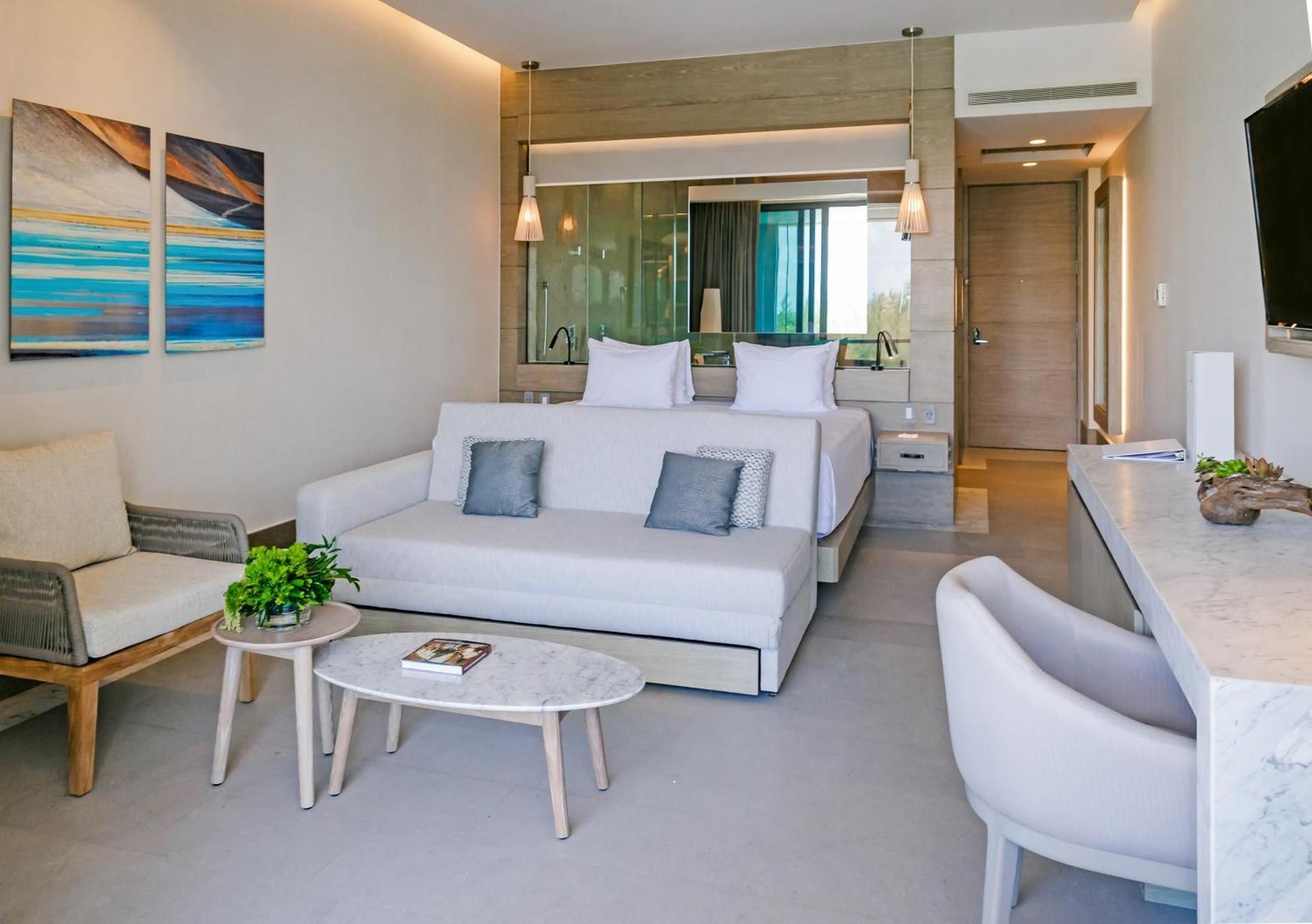 SLS PLAYA MUJERES Delight King 3