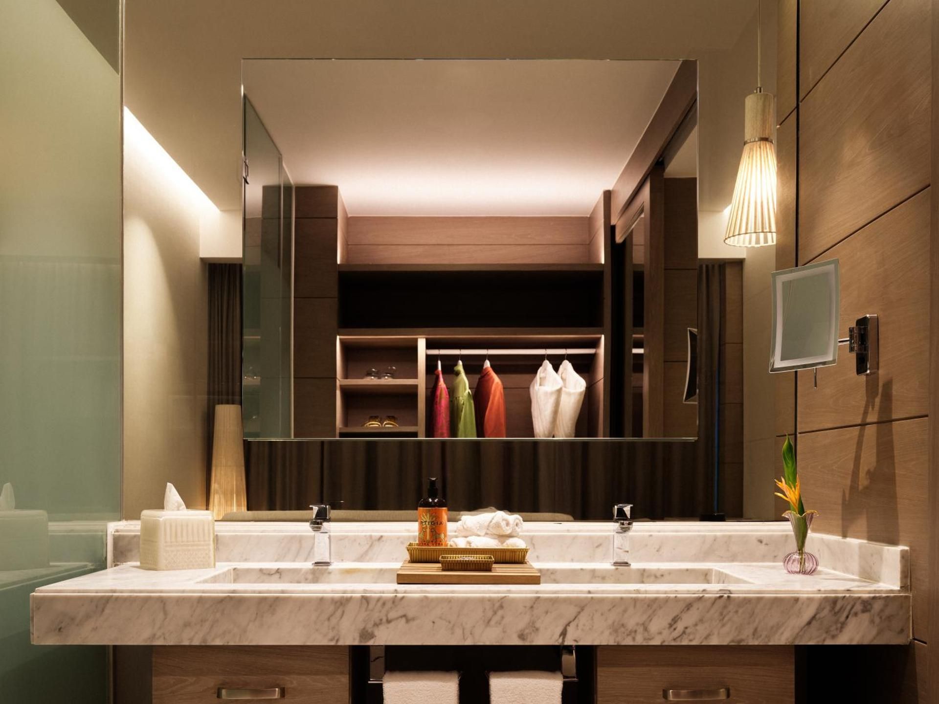 SLS PLAYA MUJERES SLS Elite Specialty Suite 3