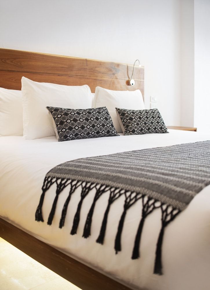 Casa del Jaguar Beach Hotel