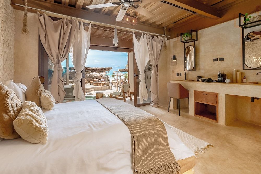 Senior Room, Pool View, Ground Floor