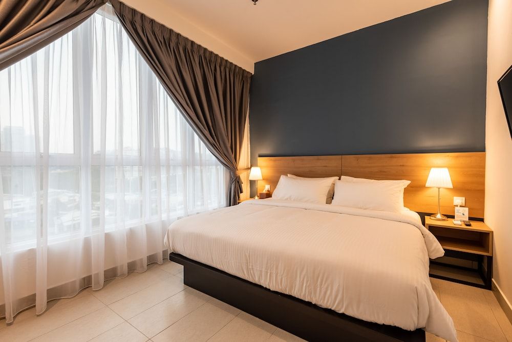 The Signature Serviced Suites Puchong Executive Apartment 2