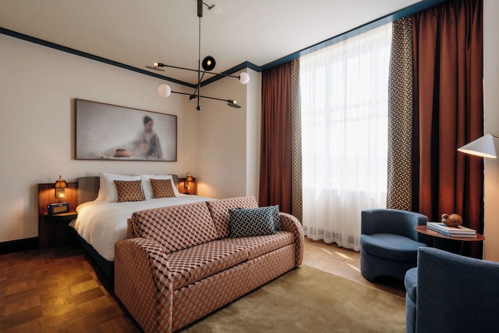 Deluxe Suite Grand