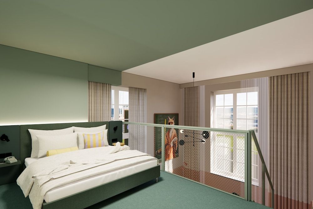 The Rebyl, Nijmegen, a Tribute Portfolio Hotel Family Room, 1 King Bed 2