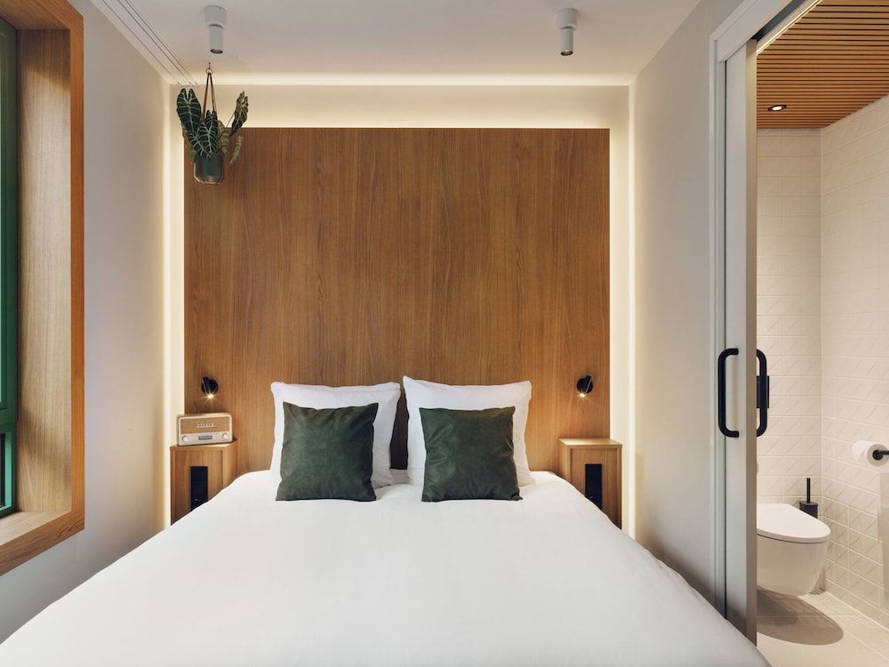 Townhouse Den Haag Basic Room