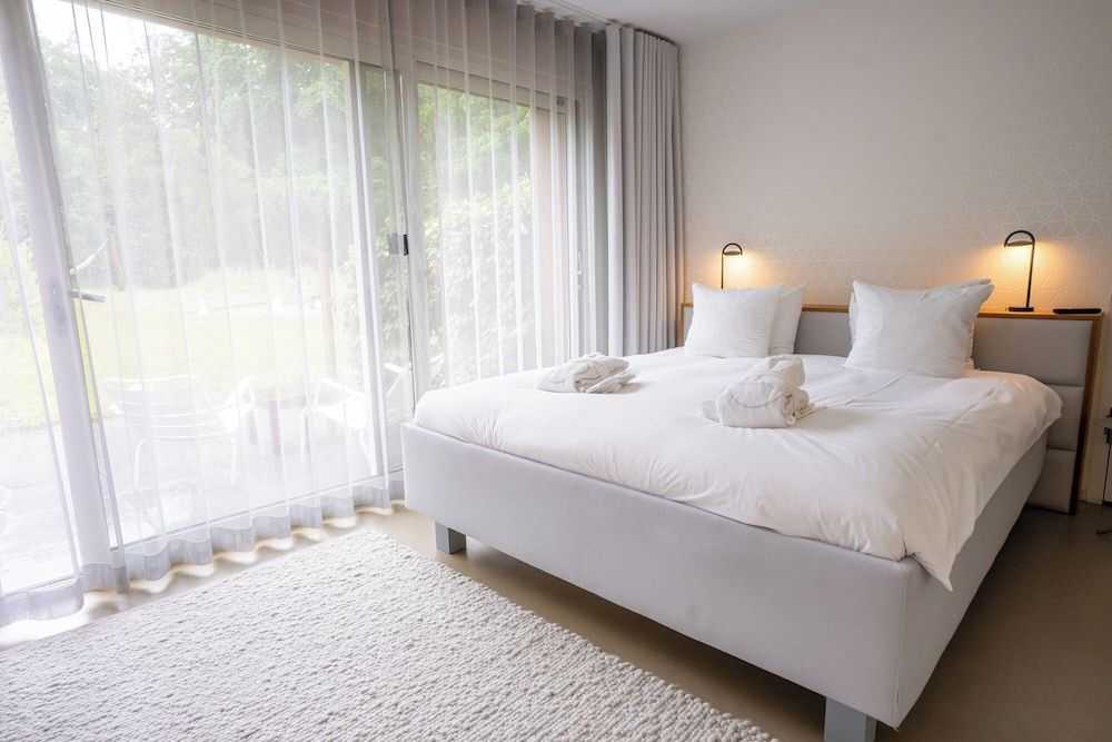 blooming Hotel Bloom and Bubble 2