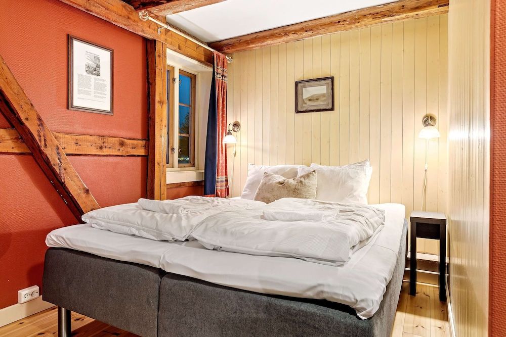 Standard Room, 1 Queen Bed, Non Smoking
