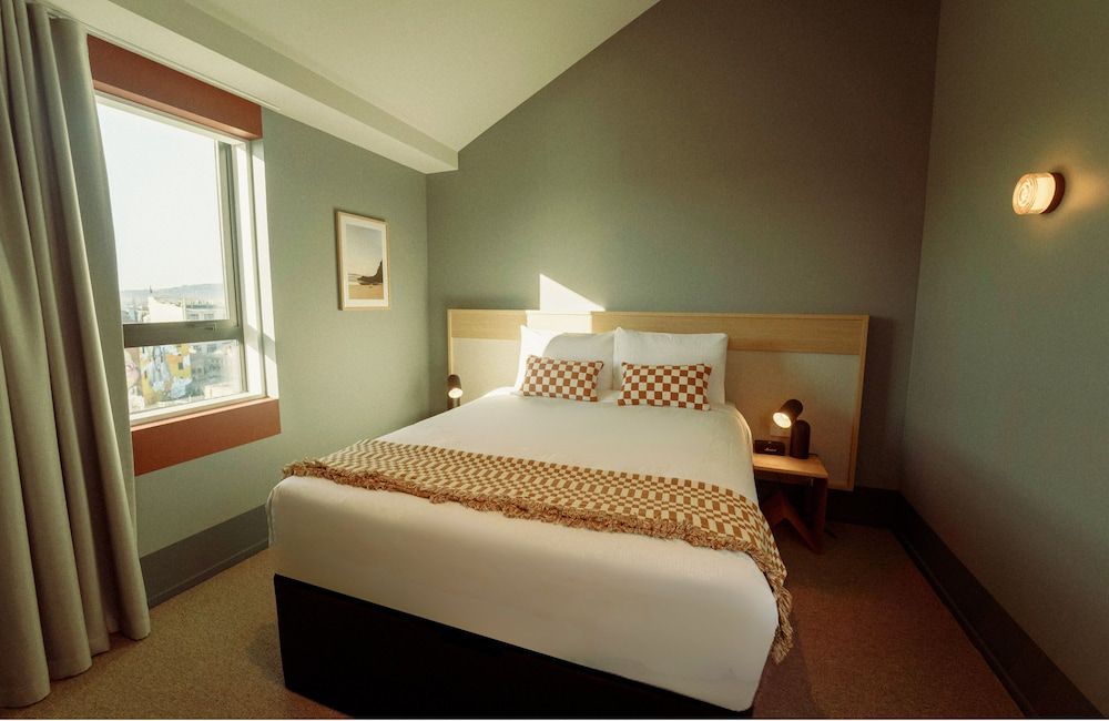Superior Queen Room with Balcony