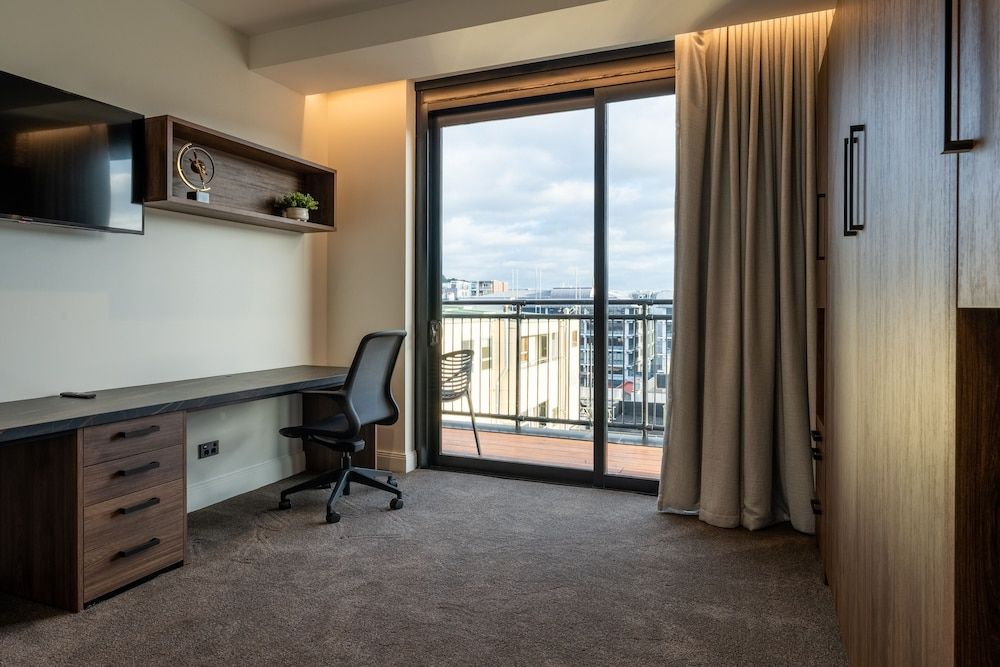 TRYP by Wyndham Wellington, Tory Street Luxury Penthouse, City View (4 King Beds) 16