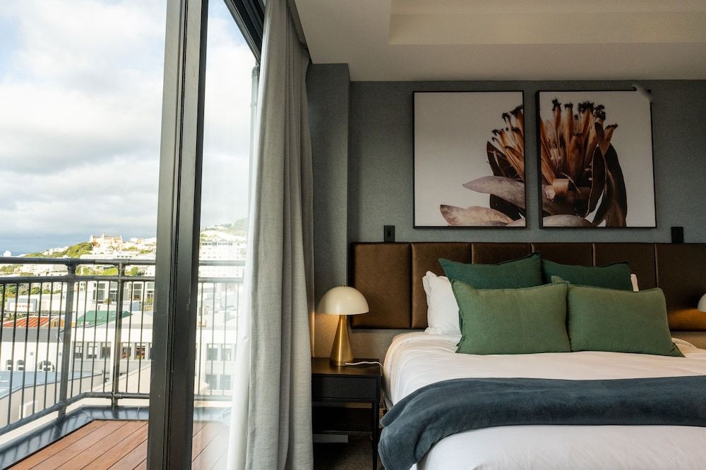 TRYP by Wyndham Wellington, Tory Street Luxury Penthouse, City View (4 King Beds) 3