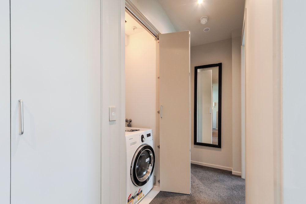 70 Tory Apartment Hotel Three Bedroom Penthouse Apartment 12