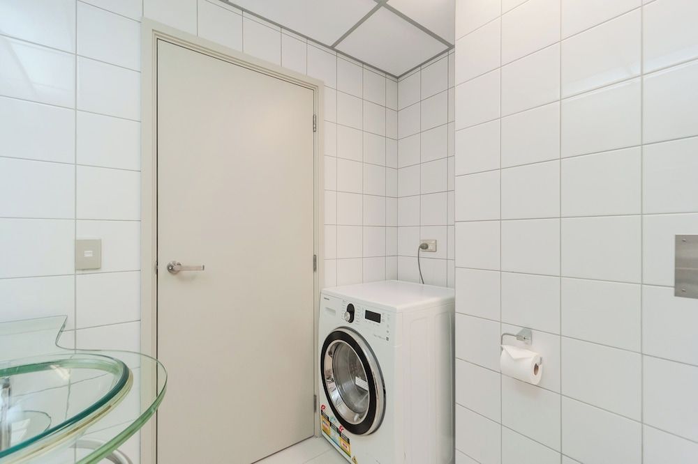 70 Tory Apartment Hotel One Bedroom Apartment 3