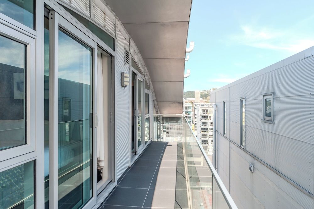 70 Tory Apartment Hotel Three Bedroom Penthouse Apartment 7