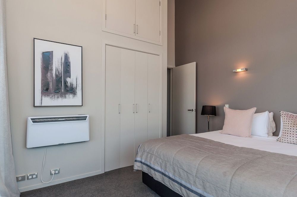 70 Tory Apartment Hotel