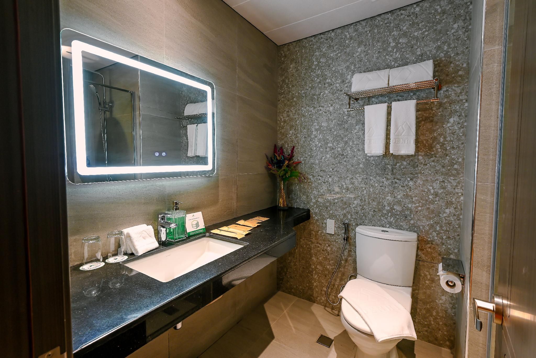 Ardenhills Suites Deluxe Room 3