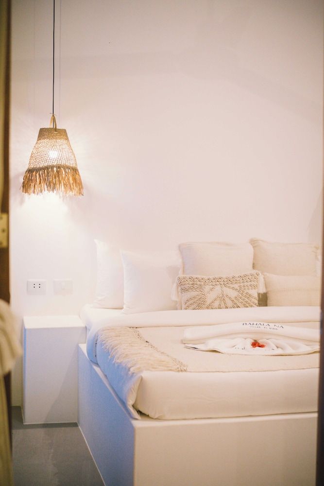 Bahala Na Villas Villa 8