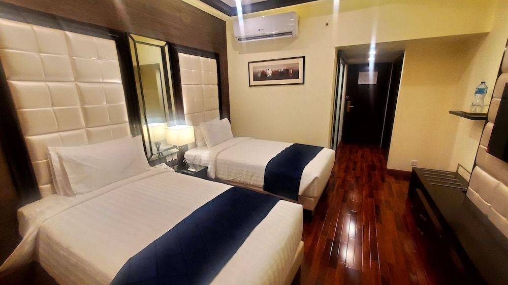 Islamabad Hotel Deluxe Double or Twin Room 4