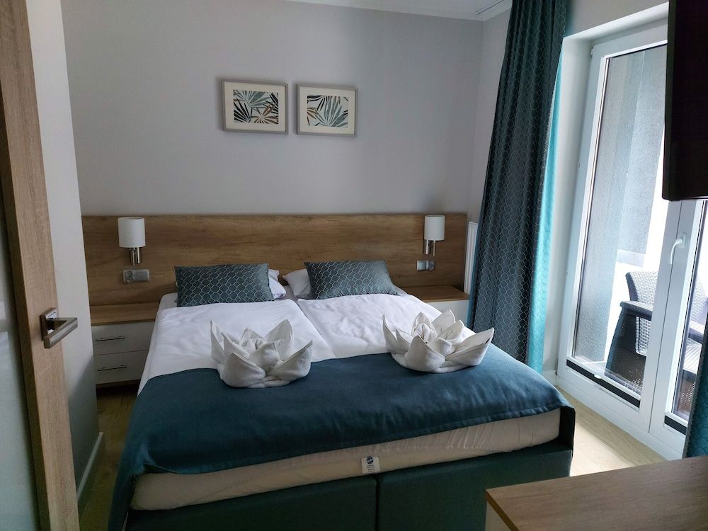Comfort Apartment, Balcony 3