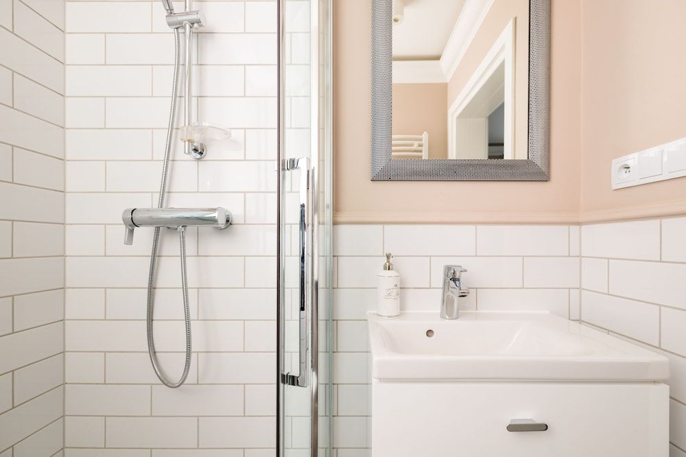 Villa Astra Baltica Room with king-size bed and balcony 15