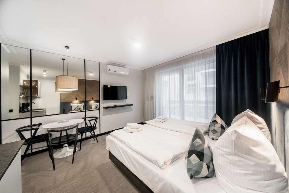 Standard Apartment, 1 Queen Bed with Sofa bed (air conditioning)