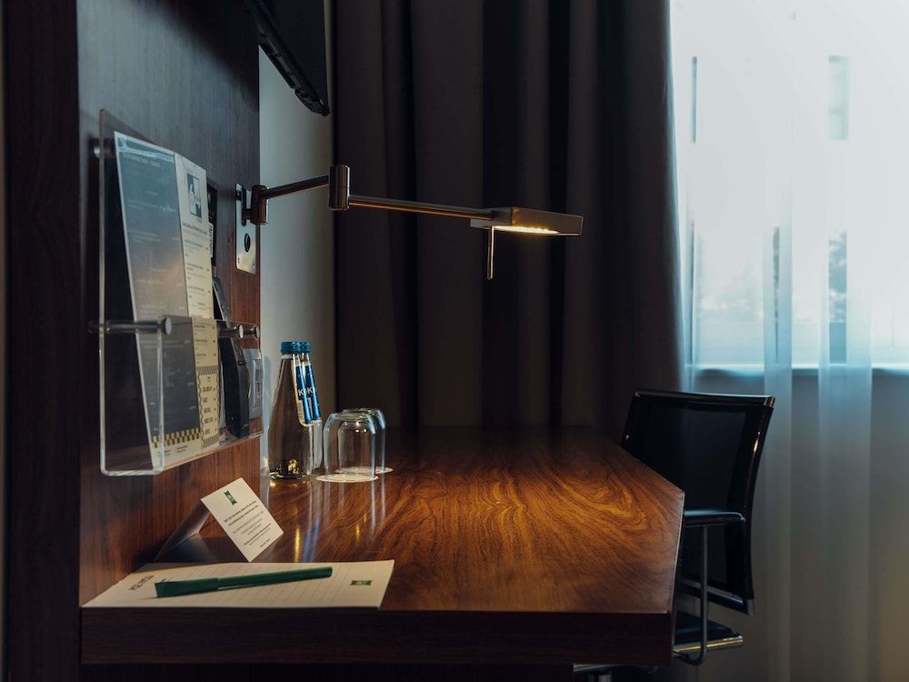 Ibis Styles Warszawa Airport Standard Room, 2 Twin Beds 9