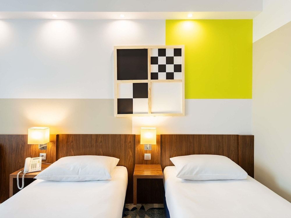 Ibis Styles Warszawa Airport Standard Room, 2 Twin Beds 3