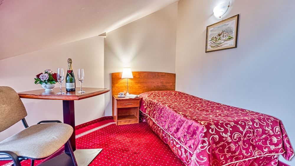 Economy Single Room