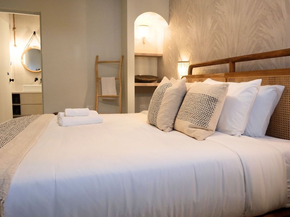 Deluxe Room, 1 Queen Bed