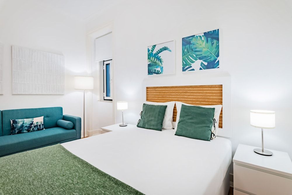 Double Room, 1 Double Bed with Sofa bed, Shared Bathroom
