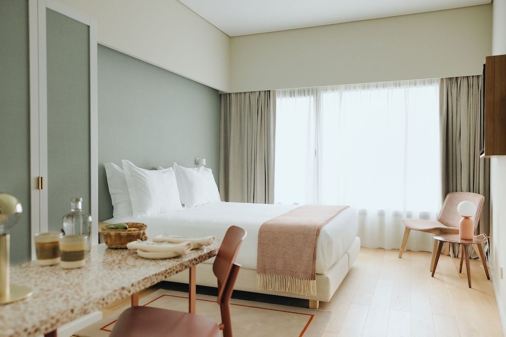 NINE DOTS Azorean Art Boutique Hotel Standard Room 3