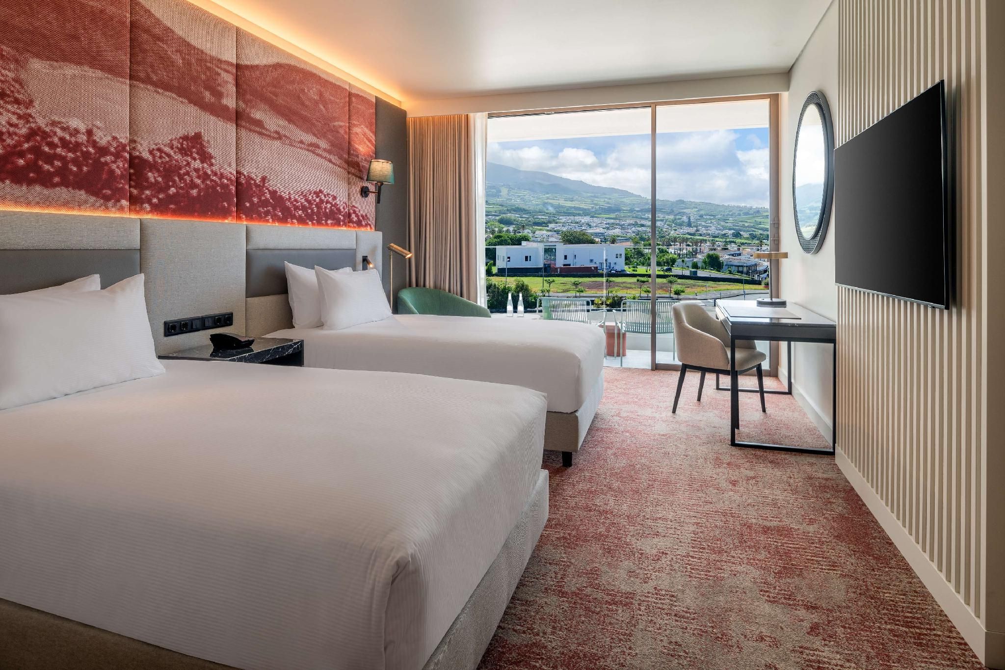 Twin Guest Room With Sea And Mountain View