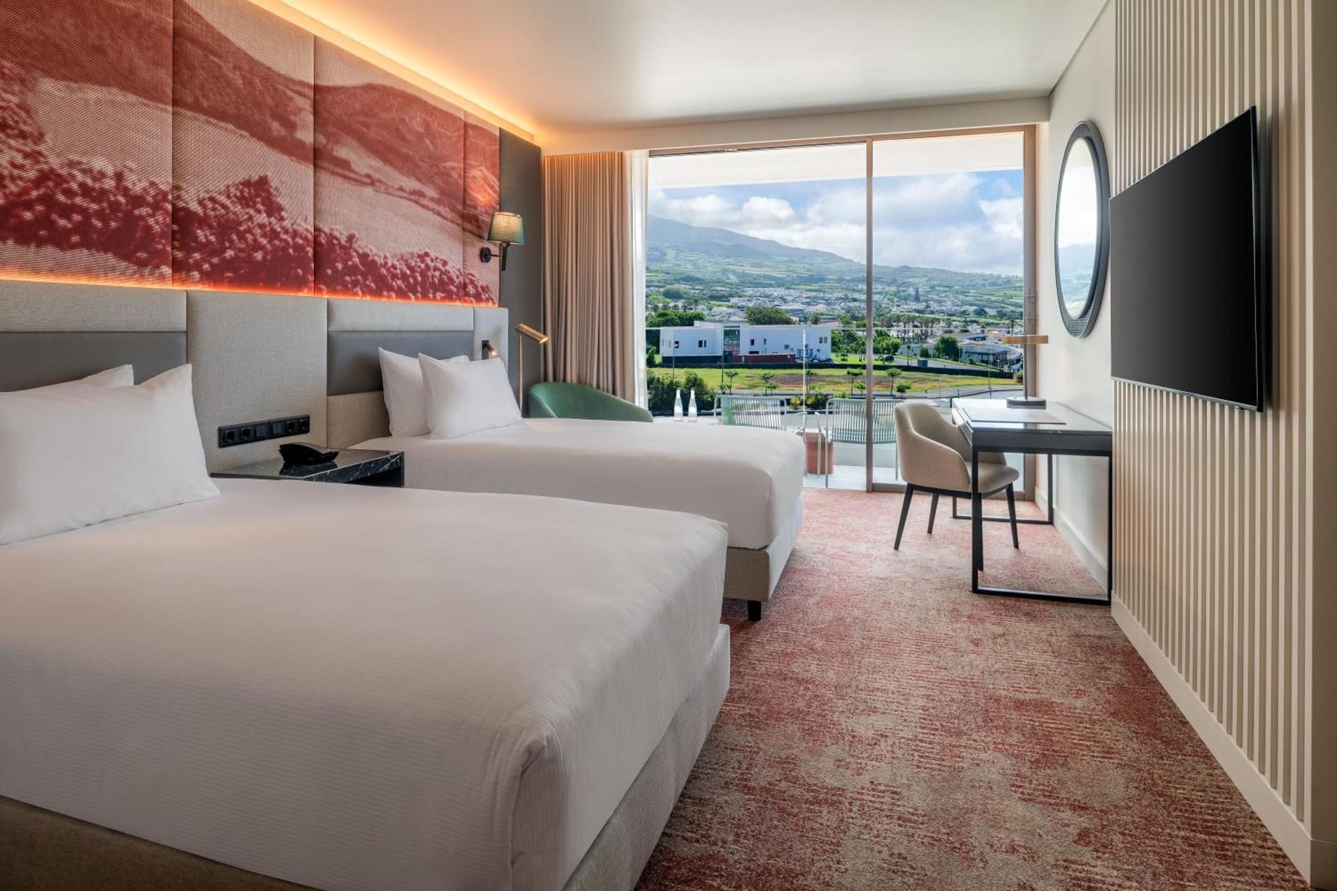 DoubleTree by Hilton Lagoa Azores King Family Connecting Room 2