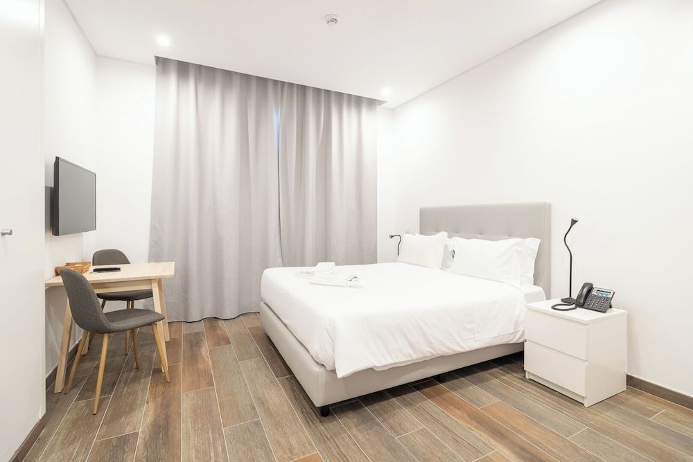 Roots Hotel Studio - disability access 2