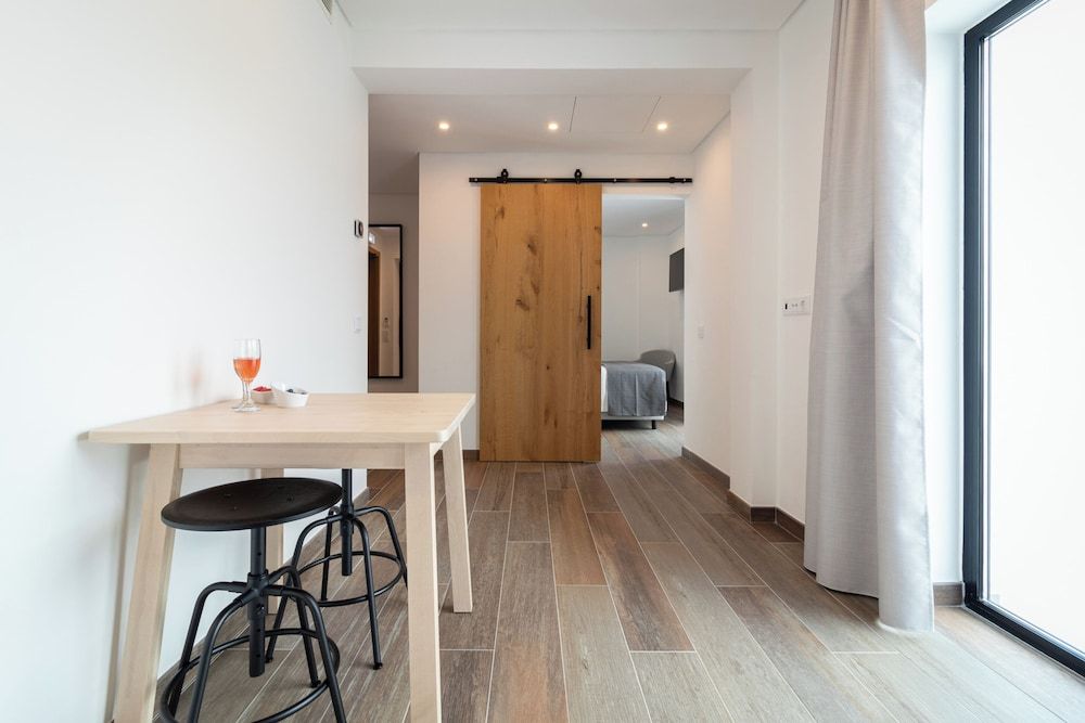 Roots Hotel Superior Studio, Terrace, City View (Rooftop) 8